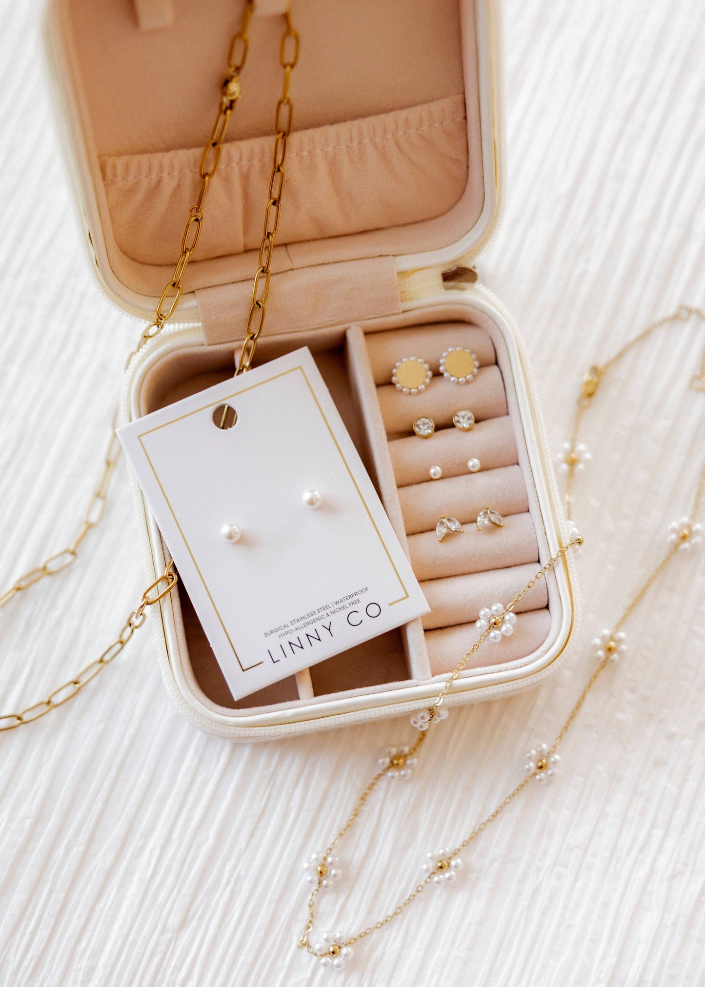 Necklace - Gracie Flower Pearl