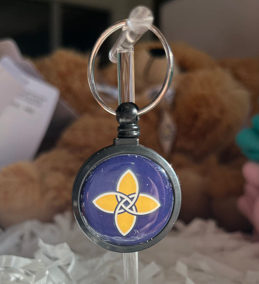 Quatrefoil badge holder - belt